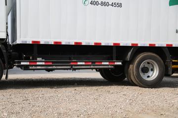 ����Ծ�� ��ԽEC300 4.5T 4.15�׵��Ŵ��綯��ʽ�Ῠ81.14kWhͼƬ