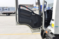 中国重汽HOWO 悍将H 140马力 4.15米单排栏板轻卡(ZZ1047C3215F145)