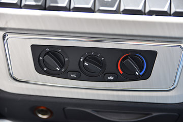 �й�����HOWO ����M 140���� 4.15�׵��������Ῠ(ZZ1047C3215F145)ͼƬ