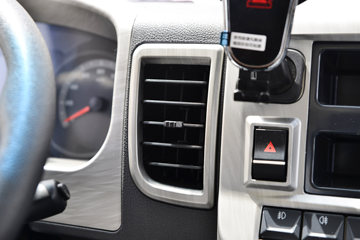 �й�����HOWO ����M 140���� 4.15�׵��������Ῠ(ZZ1047C3215F145)ͼƬ