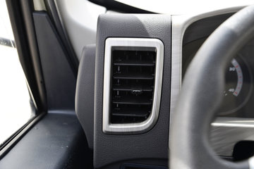 �й�����HOWO ����M 140���� 4.15�׵��������Ῠ(ZZ1047C3215F145)ͼƬ