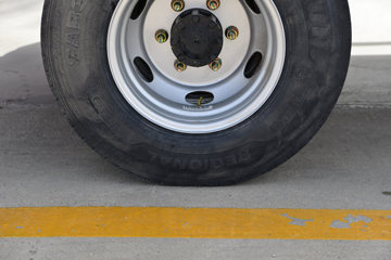 �й�����HOWO ����M 140���� 4.15�׵��������Ῠ(ZZ1047C3215F145)ͼƬ