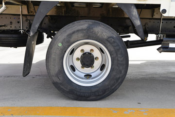 �й�����HOWO ����M 140���� 4.15�׵��������Ῠ(ZZ1047C3215F145)ͼƬ