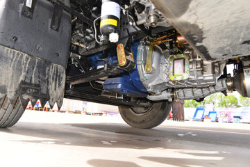 �й�����HOWO ����M 140���� 4.15�׵��������Ῠ(ZZ1047C3215F145)ͼƬ