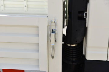 �й�����HOWO ����M 140���� 4.15�׵��������Ῠ(ZZ1047C3215F145)ͼƬ