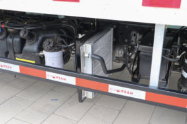 智蓝HS&nbsp;电动冷藏车底盘图片