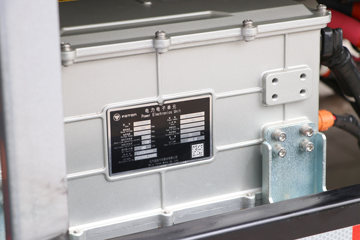 ŷ���� ����HS 4.5T 4.08�ײ��ʽ��϶�����س�(��ɲ)(BJ5048XLCPHEV1)14.016kWhͼƬ