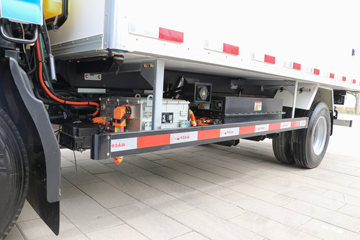 ŷ���� ����HS 4.5T 4.08�ײ��ʽ��϶�����س�(��ɲ)(BJ5048XLCPHEV1)14.016kWhͼƬ