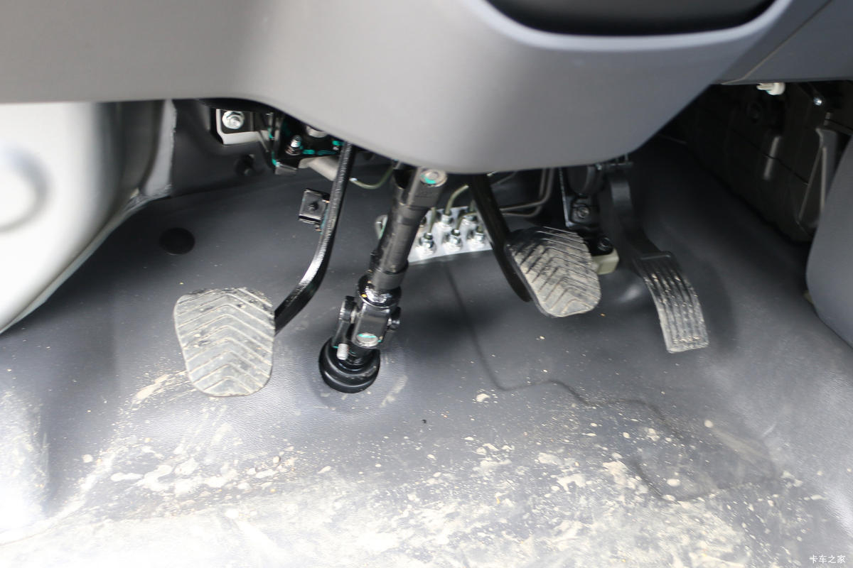    2.0L 136  3.8׵΢()(LZW1031GHU)ʻ                                               