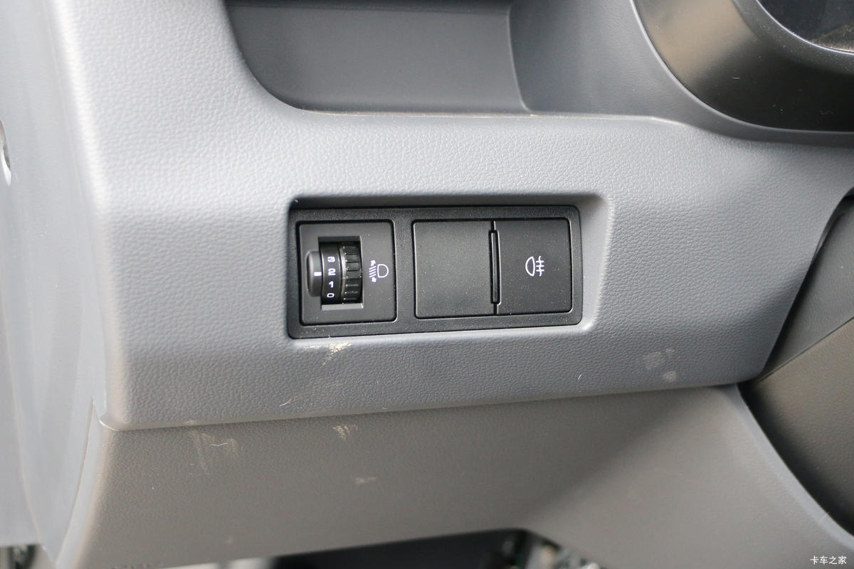    2.0L 136  3.8׵΢()(LZW1031GHU)ʻ                                               