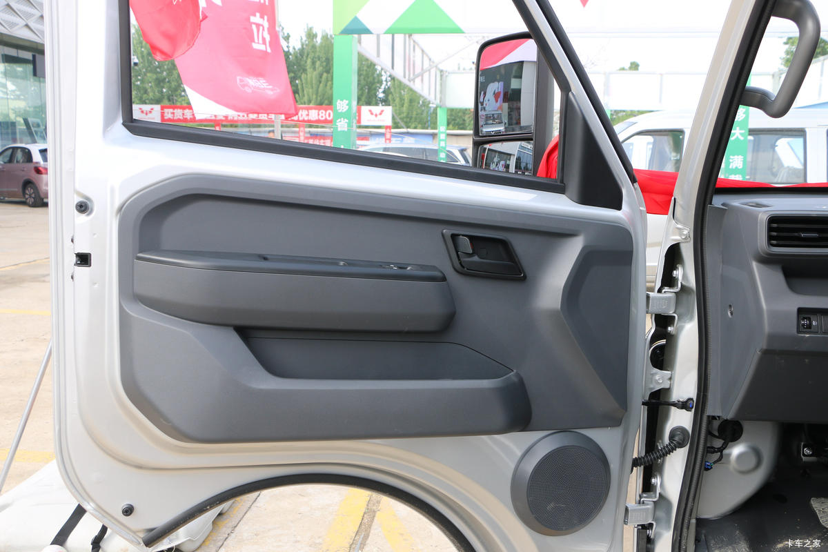    2.0L 136  3.8׵΢()(LZW1031GHU)ʻ                                               