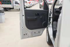 长安跨越 新豹T1 1.24L 汽油 91马力 2.68米单排厢式微卡(SC5021XXYXLD6B1) 长安跨越 新豹T1 1.24L 汽油 91马力 2.68米单排厢式微卡(SC5021XXYXLD6B1)