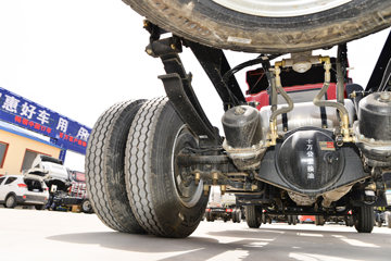 �������ó� ������9 ���˰� 150���� 4X2 4.15�׵�����ʽ�Ῠ(����)ͼƬ