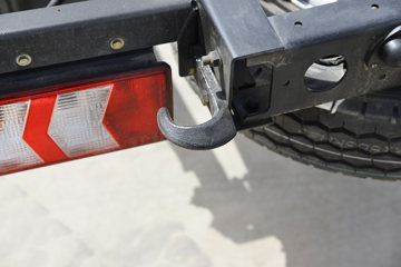 �������ó� ������9 ���˰� 150���� 4X2 4.15�׵�����ʽ�Ῠ(����)ͼƬ