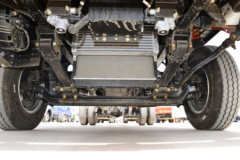 陕汽商用车 轩德翼9 速运版 150马力 4X2 4.15米单排厢式轻卡(国六)(SX5040XXYNP63313)