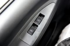 解放 J6F中体 137马力 3.82米排半栏板轻卡(国六)(CA1040P40K61L2E6A85)