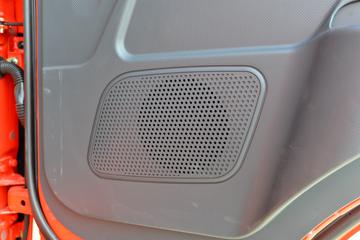 ����ʮͨ T3���� 200���� 4X4 4��ԽҰ��ж��(��ɫ)(����)ͼƬ