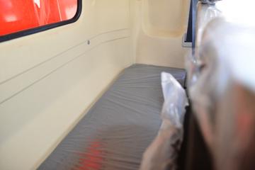 ����ʮͨ T3���� 200���� 4X4 4��ԽҰ��ж��(��ɫ)(����)ͼƬ