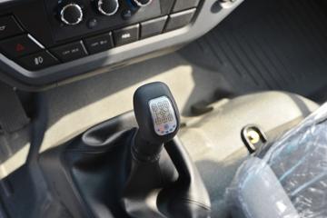 ����ʮͨ T3���� 200���� 4X4 4��ԽҰ��ж��(��ɫ)(����)ͼƬ