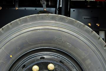 ����ʮͨ T3���� 200���� 4X4 4��ԽҰ��ж��(��ɫ)(����)ͼƬ