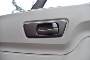 ����ʮͨ ��� 245���� 6X2 �泵��(STQ5257JSQD6)ͼƬ