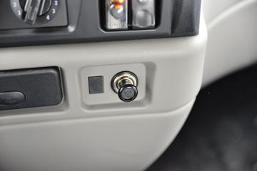 ����ʮͨ ��� 245���� 6X2 �泵��(STQ5257JSQD6)ͼƬ