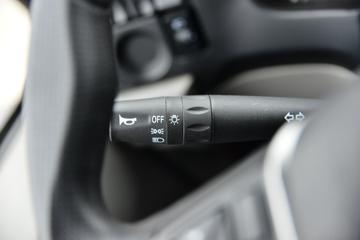 ����ʮͨ ��� 245���� 6X2 �泵��(STQ5257JSQD6)ͼƬ