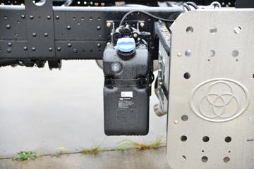 ����ʮͨ ��� 245���� 6X2 �泵��(STQ5257JSQD6)ͼƬ