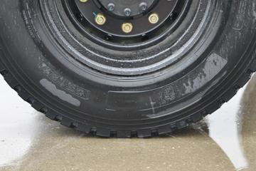 ����ʮͨ ��� 245���� 6X2 �泵��(STQ5257JSQD6)ͼƬ