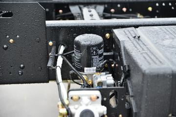 ����ʮͨ ��� 245���� 6X2 �泵��(STQ5257JSQD6)ͼƬ