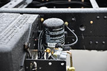 ����ʮͨ ��� 220���� 4X2 �泵��(STQ5188JSQ6)ͼƬ