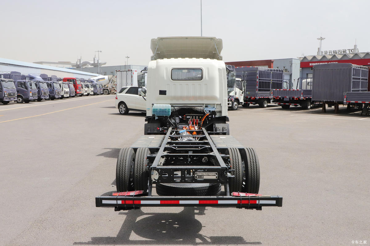 йHOWO  4.5T 4.15׵Ŵ綯ʽῨ(ZZ5047XXYG3314Z146BEV)100.27kWh