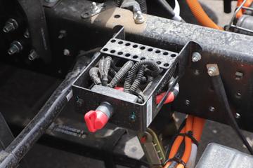 йHOWO  4.5T 4.15׵Ŵ綯ʽῨ(ZZ5047XXYG3314Z146BEV)100.27kWhͼƬ