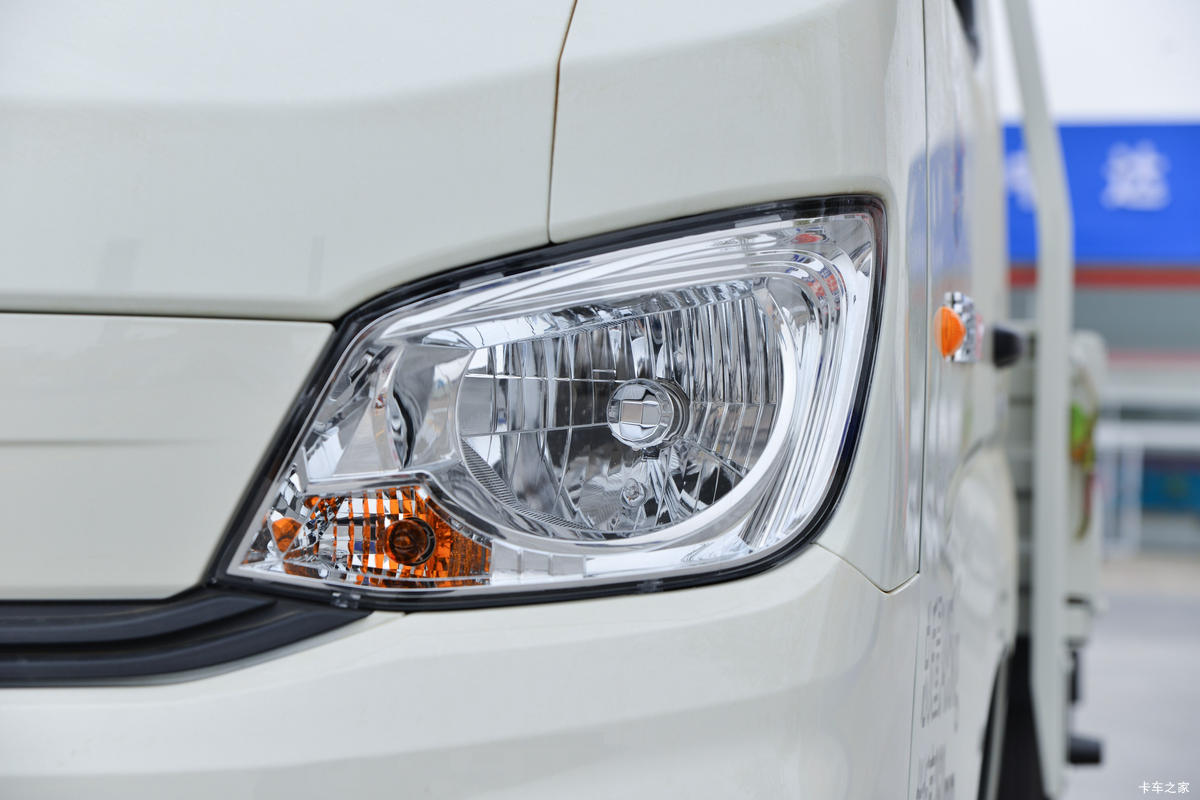  M2 1.6L 122  3.3Ű΢(BJ1032V5PV5-11)                                                