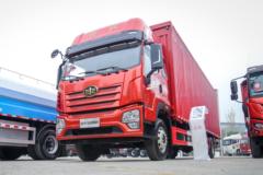 青岛解放 JK6中卡 270马力 4X2 9.7米翼开启厢式载货车(国六)(CA5180XYKP28K8L8E6A90)
