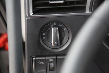 �ൺ��� JK6�п� 270���� 4X2 9.7����������ʽ�ػ���(����)(CA5180XYKP28K8L8E6A90)ͼƬ