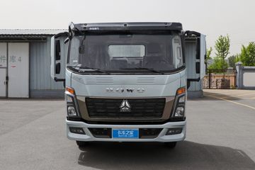 中国重汽HOWO 统帅 160马力 4.15米单排栏板轻卡(星瑞6档)(ZZ1047G3315F145)