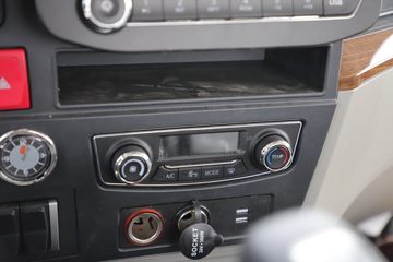 �й�����HOWO ͳ˧ 160���� 4.15�׵��������Ῠ(����)(ZZ1047C3215F145)ͼƬ