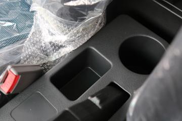 Զ�� E200 2021�� ��׼��4.5T 4.14�׵��Ŵ��綯��ʽ�Ῠ106.95kWhͼƬ