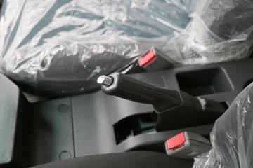 Զ�� E200 2021�� ��׼��4.5T 4.14�׵��Ŵ��綯��ʽ�Ῠ106.95kWhͼƬ