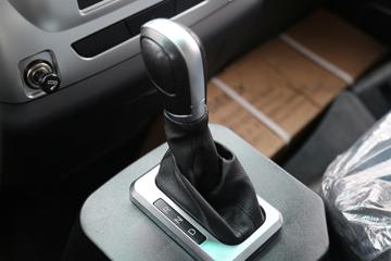 Զ�� E200 2021�� ��׼��4.5T 4.14�׵��Ŵ��綯��ʽ�Ῠ106.95kWhͼƬ