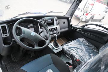 Զ�� E200 2021�� ��׼��4.5T 4.14�׵��Ŵ��綯��ʽ�Ῠ106.95kWhͼƬ