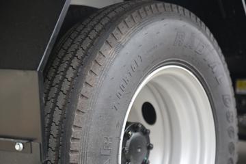 Զ�� E200 2021�� ��׼��4.5T 4.14�׵��Ŵ��綯��ʽ�Ῠ106.95kWhͼƬ