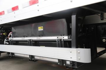 Զ�� E200 2021�� ��׼��4.5T 4.14�׵��Ŵ��綯��ʽ�Ῠ106.95kWhͼƬ