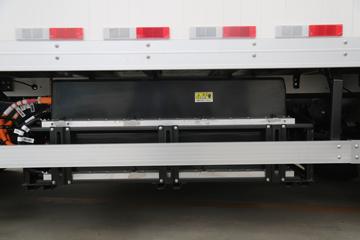 Զ�� E200 2021�� ��׼��4.5T 4.14�׵��Ŵ��綯��ʽ�Ῠ106.95kWhͼƬ