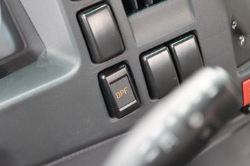  ʮ700P 189 4X2 6.008׵ػ(QL1110ANMA)ͼƬ