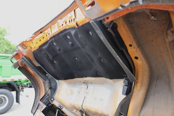 ���� ��ʮ��700P 189���� 4X2 6.008�׵��������ػ���(QL1110ANMA)ͼƬ