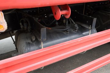 ���� ��ʮ��700P 189���� 4X2 6.008�׵��������ػ���(QL1110ANMA)ͼƬ