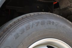 庆铃 五十铃700P 189马力 4X2 6.008米单排栏板载货车(QL1110ANMA)