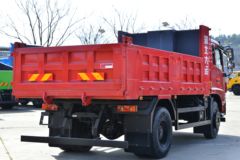 大运 风尚 复合型 245马力 4X2 4.45米自卸车(国六)(DYQ3182D6AB)